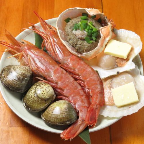 Seasonal fresh fish◎Volumeful seafood beach grilled platter