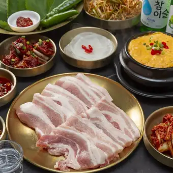 【サムギョプサルコース】国産豚と定番韓国料理を楽しむスタンダードコース 