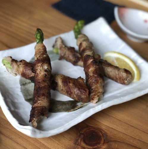 Asparagus wrapped in meat