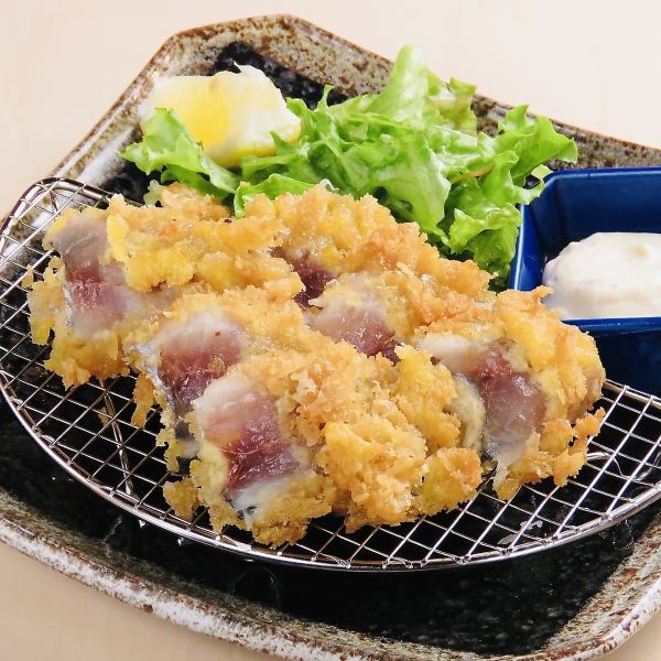 名物レアとろアジフライ　税込880円