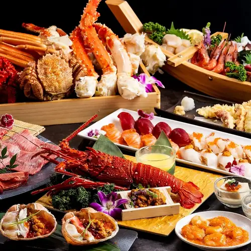 【特大ロブスター&極上ウニ付きプレミアム】150種超の海鮮&焼肉&和洋中ブッフェ+アルコール飲み放題