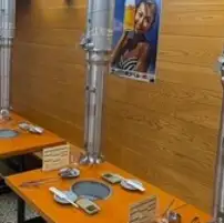 当店では、ご家族やご友人とのお食事に最適な個室席をご用意しております。周りを気にせず、プライベートな空間でゆっくりと焼肉をお楽しみいただけます。
