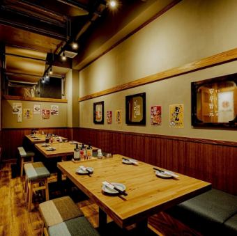 使い勝手抜群！サクッとハイボール99円を一杯飲むのにも最適なオープン席！居心地良いかっこいい空間☆