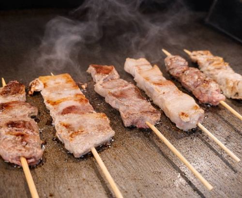 豚の美味しい所を気軽に串で味わう！