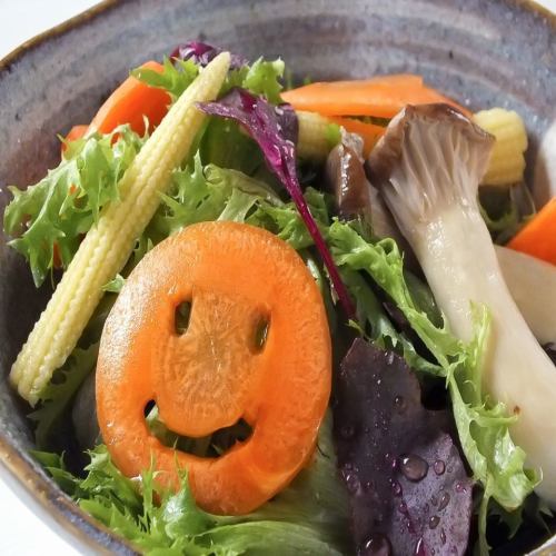하마 마츠 오쿠보 쵸 멀티 리프 간단한 샐러드