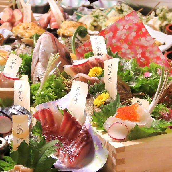 [Focusing on the freshest local ingredients for business meetings and other events] A variety of exquisite dishes created by a former sushi chef.