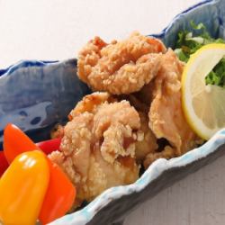 錦爽鶏(きんそうどり)のジューシー唐揚げ