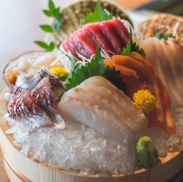 [Seafood izakaya that is sure to satisfy you only in Sakae ◎] Enjoy the sashimi you can order from a single serving to your heart's content