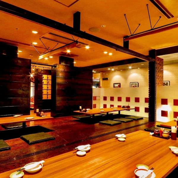 【最大36名様まで◎】各種宴会に最適な掘りごたつ席は、最大36名様までご利用可能です。各種ご宴会に最適な広々空間で、ごゆっくりお楽しみいただけるお席をご用意しております。また個室席は、ご家族やご友人とのお食事や会社の同僚との飲み会におすすめです。ご利用の際はお気軽にご相談下さい。