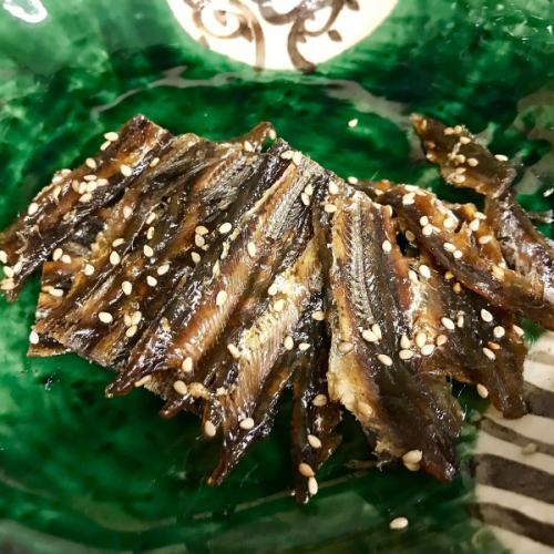 Dried sardine
