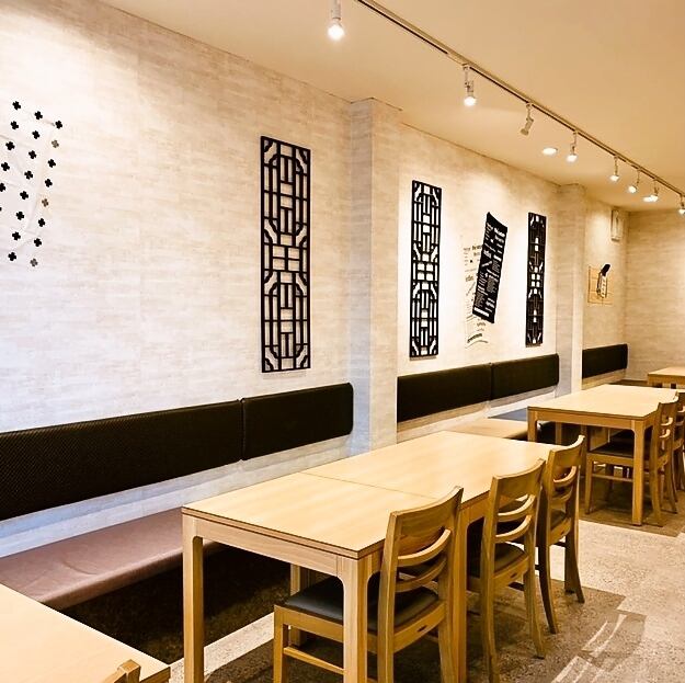 There is ample seating available.For various occasions ◎