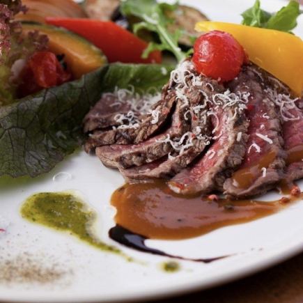 【仅限座位】晚餐座位预订可在此处进行。