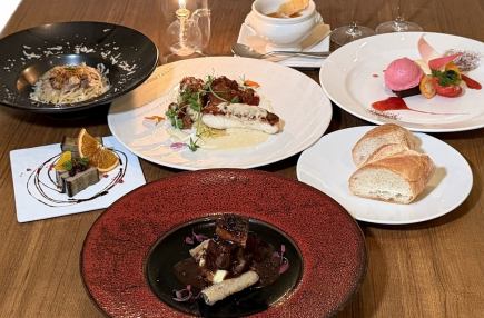 웰컴 음료 포함 고급 엄선 식재료를 사용 크리스마스 한정 코스