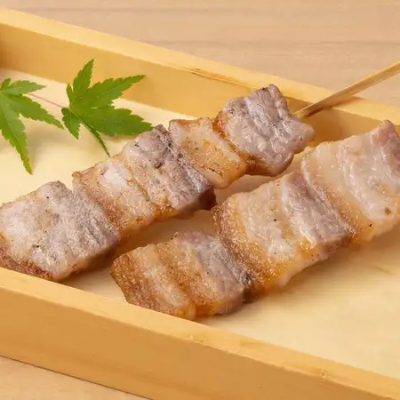 【串】黒豚バラ串 一本/ピーマン肉詰め串 一本　各