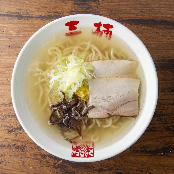 [Amakusa Daio's soup & domestic whole grain flour used] Chinese noodles