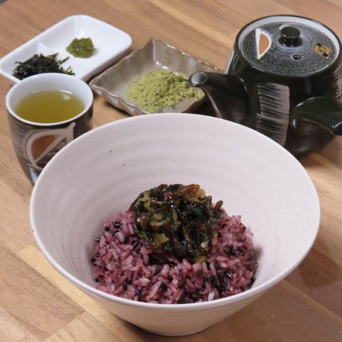 素材と香りを引き立てる地元愛あふれる逸品たち