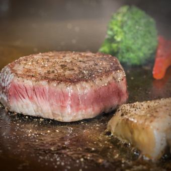 盡情享用兩種黑毛和牛牛排和鮑魚！ “En”套餐