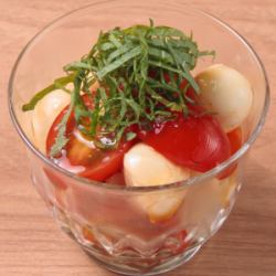 【890日圓小吃】紫蘇葉馬蘇里拉起司卡普雷塞