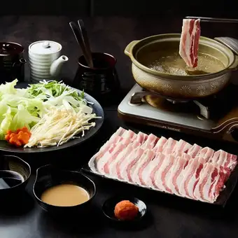◆日～木限定！【ドリンク80種類以上】2.5時間飲み放題付「お手軽えちごコース」＜全8品＞