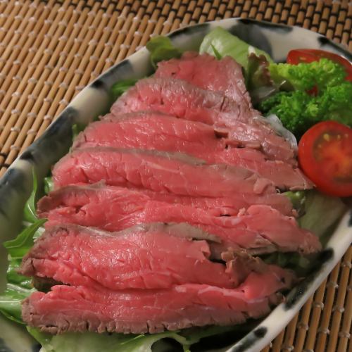 お魚だけじゃない！がっつり食べたい方にはお肉もあります！