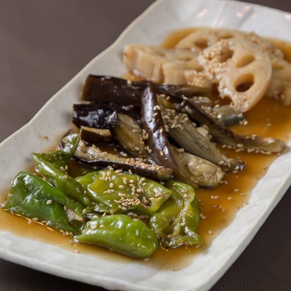 【家庭の温もり感じる】旬の味覚を詰め込んだ日替わりお惣菜