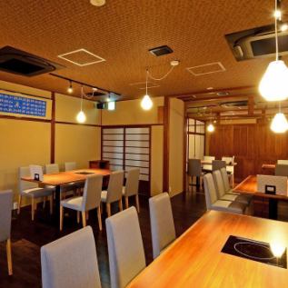 [3rd floor] Table seating hall (~ 54 people) ideal for large banquets.