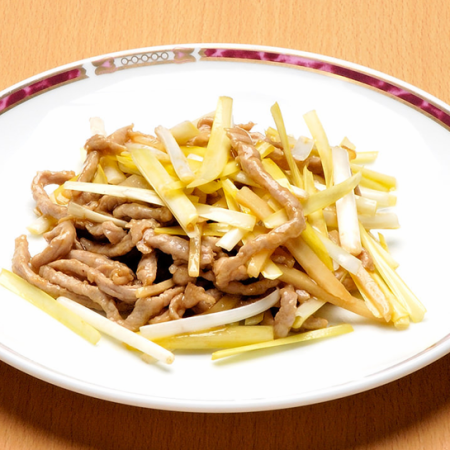 Stir-fried shredded pork and yellow eel with soy sauce
