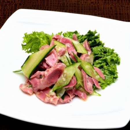 Cold liver with garlic flavor of gizzard and pepper