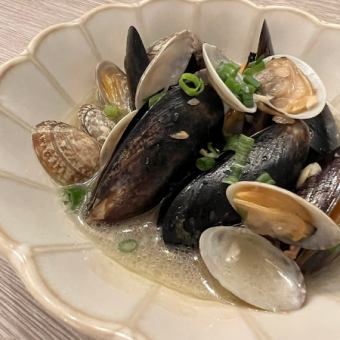 ◆Steamed clams with sake◆