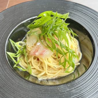 ◆White fish and Kujo green onion oil pasta◆