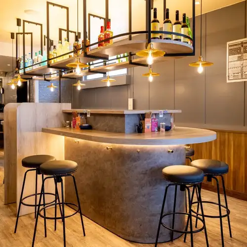 A calm and stylish interior