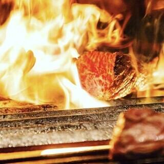 鮮魚と熟成肉の厳選コース◎ローストビーフ、伊勢本鮪、熟成肉煮込みなど全10品⇒11000円(税込)