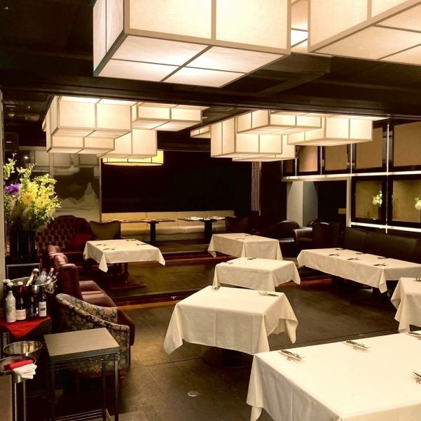 【立食パーティー大歓迎！最大120名様まで可能！幹事様特典◎】クローク・照明設備・マイク設備・ステージ・バンド演奏可能・音響設備・プロジェクターなど幹事様に嬉しい設備取り揃えております。下見のご相談も大歓迎です。