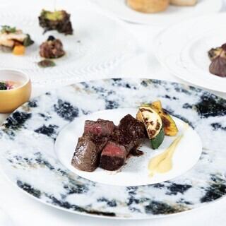 【严选熟成和牛牛排】午餐套餐(8道菜)⇒8,800日元 12月24日(周三)、25日(周四)不接受预约