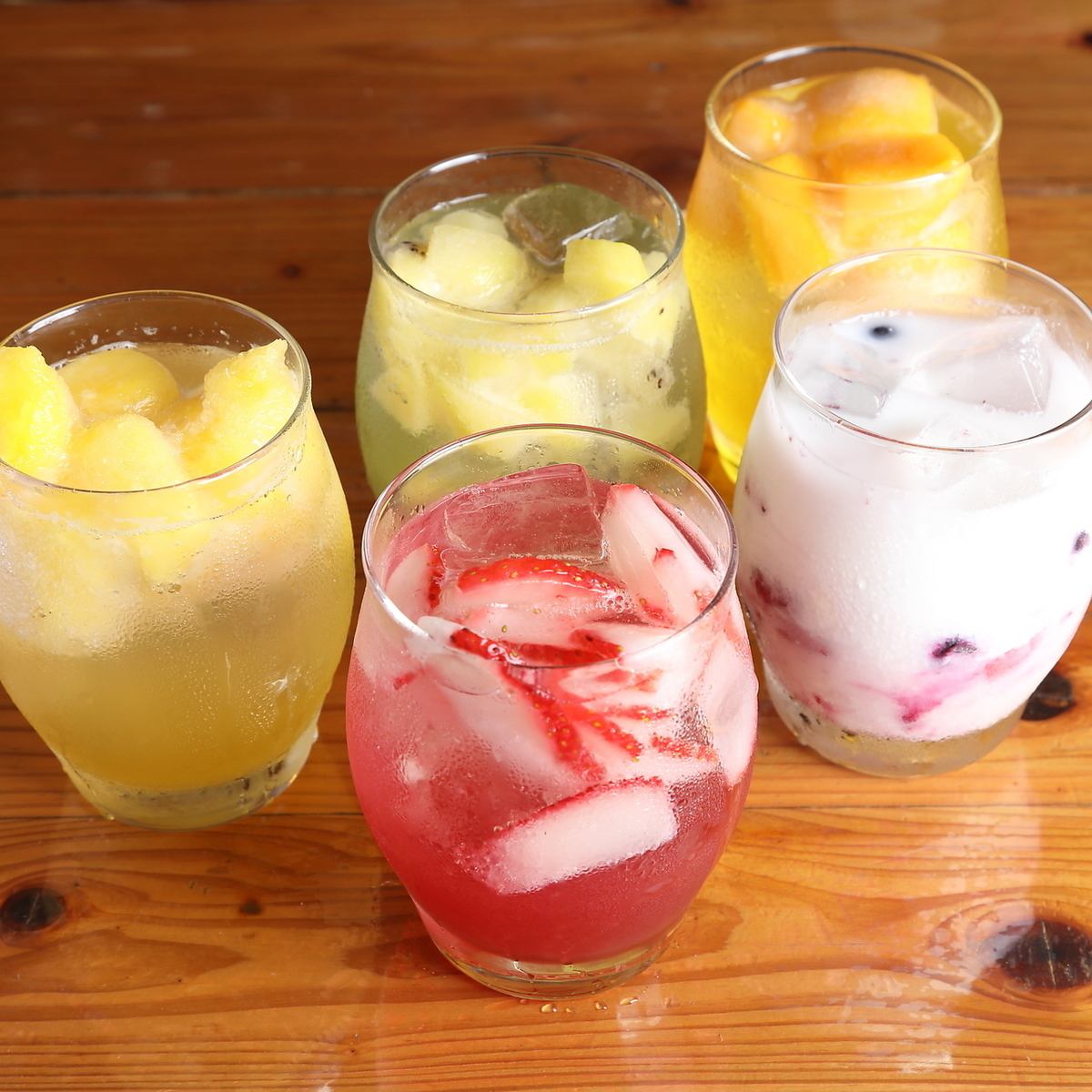 果実酒を豊富にご用意しております。飲み比べもございます♪
