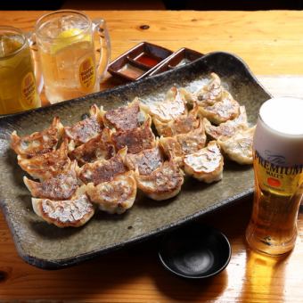 餃子好き必見！りん屋自慢の餃子がお腹いっぱい食べられる♪120分【食べ飲み放題】4280円(税込)