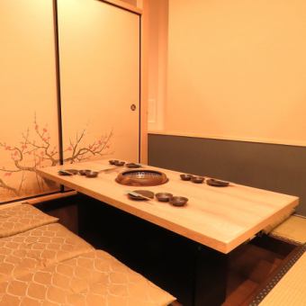 Private room with sunken kotatsu for 4 to 6 people