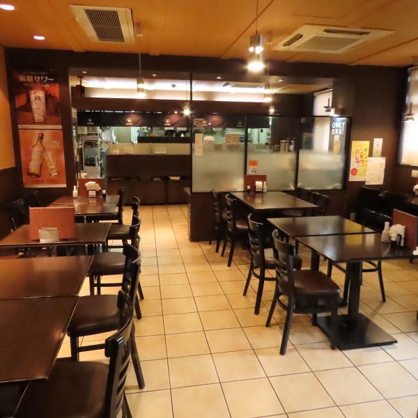 貸切は13名から可能！最大23名までお座りいただけるので、大小さまざまな宴会にご利用いただけます！コースはご予算と好みに合わせてお作りしますのでお気軽にご相談ください♪