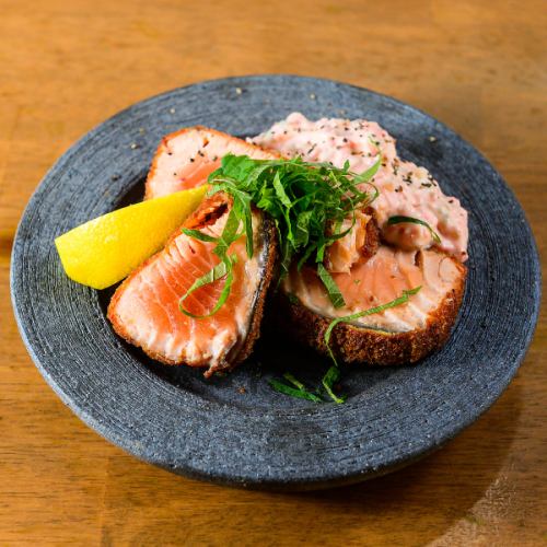 厚熱サーモンレアカツ