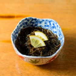 さっぱりもずくの三杯酢