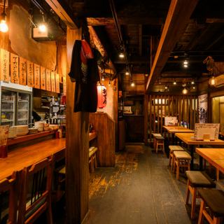 お店の貸切相談も承っております！木の温もりに包まれた広々とした店内を独占して、一体感のある宴会をお楽しみいただけます。会社行事や打ち上げ、地域のお集まりなど、大人数での特別なシーンにぜひご利用ください◎レイアウトなどのご相談も可能ですので、こだわりの空間で思い出に残る素敵なひとときを演出します♪