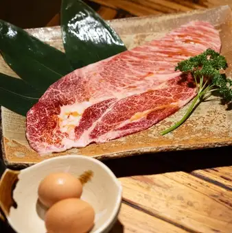焼きすき焼き（生卵付き）