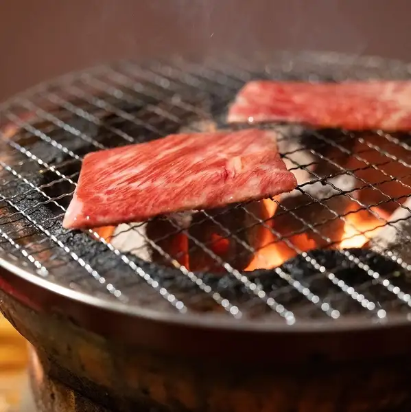 「各種ご宴会」「記念日」などに 松の実本店の コースを 御堪能下さい！