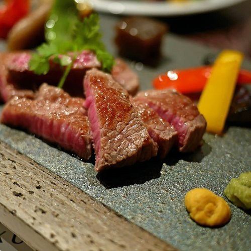 【コース限定】コース料金に+700円で牛ステーキ食べ放題！