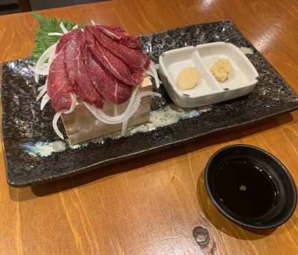 【派对好去处！】尽享熊本产马肉！ 11道精选菜肴，2小时无限畅饮，6,600日元（含税）