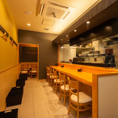 A relaxing Japanese space is comfortable.