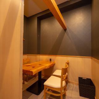 大人数のご宴会を大歓迎しております！最大23名様までご利用いただける快適な広々空間をご用意しています。詳細はお店までお問い合わせください。スタッフ一同心より、お待ちしております。