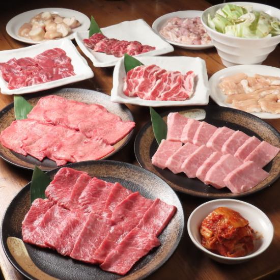 使用優惠券,11道菜的豪華套餐現價為6500日圓(原價7000日圓)!