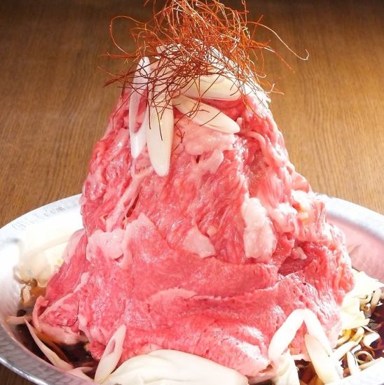 ゆっくりお肉を焼いて会話の弾む焼肉デートで寛ぎの時間を