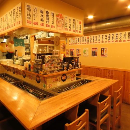 くつろぎのカウンター席